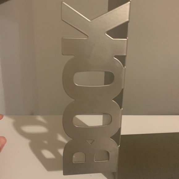 Book end - Picture 2 of 4